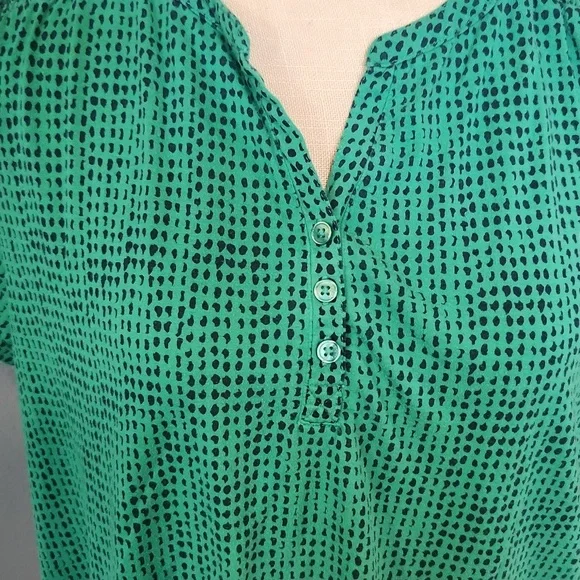 Liz Claiborne Petite Quarter Button Down Polka Dot High-low Hem Flowy Blouse Art - Picture 2 of 9